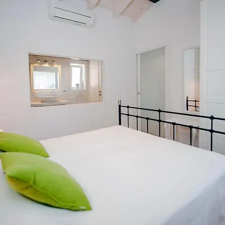 Villa Kos Rovinj Apartments Esterno foto