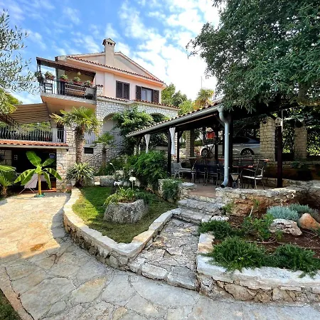 Villa Kos Rovinj Apartments Esterno foto