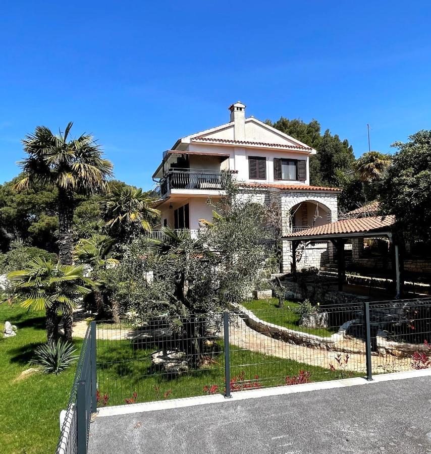 Kos Apartman